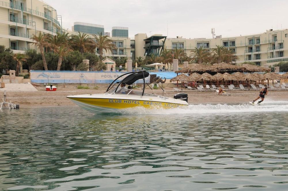 Club Hotel Casino Loutraki Exterior foto Wakeboarding in Egypt