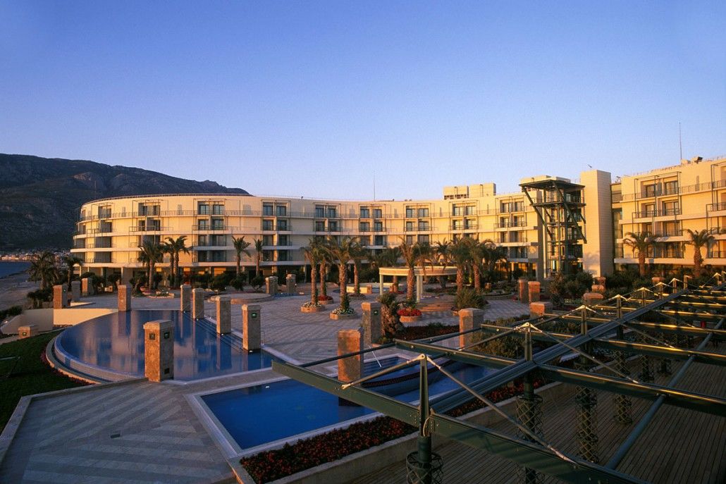 Club Hotel Casino Loutraki Exterior foto The University of Patras