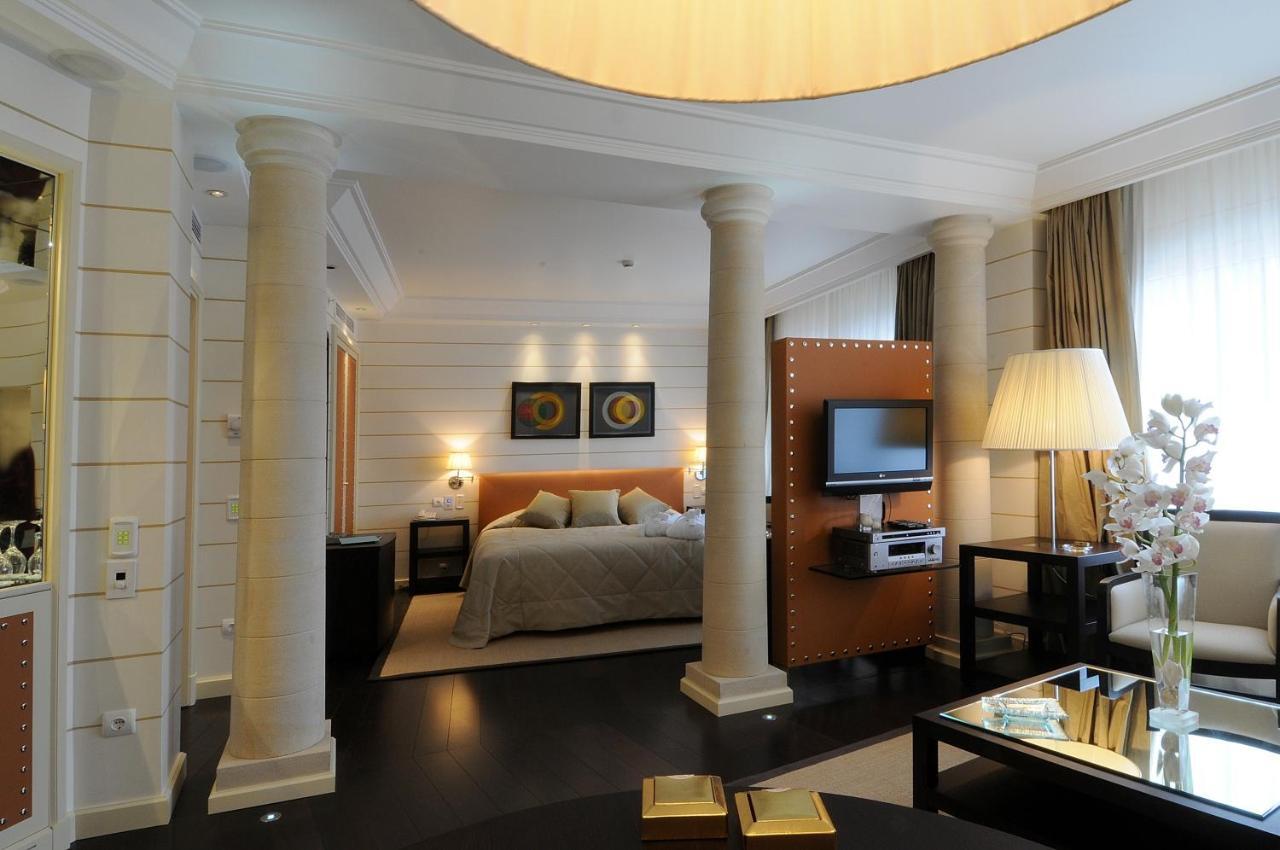 Club Hotel Casino Loutraki Exterior foto A suite at the Mandarin Oriental, Munich